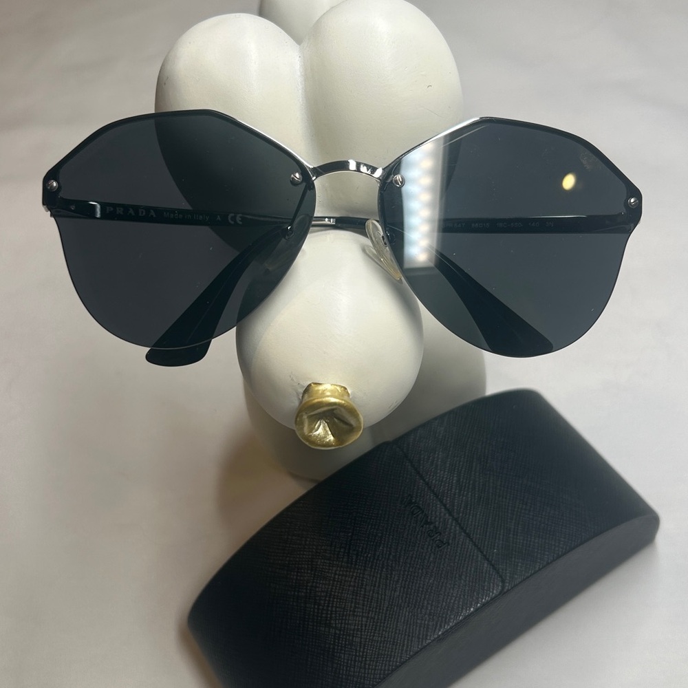 Prada Black Geometric Sunglasses with Case Authentic Made in Italy 66-15-140 - Picture 8 of 8